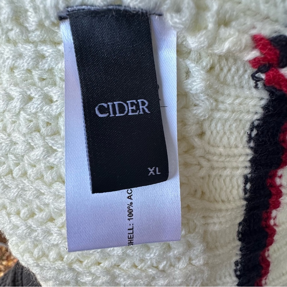 Cider Knit V-Neck Solid Button Pocket Contrasting… - image 7